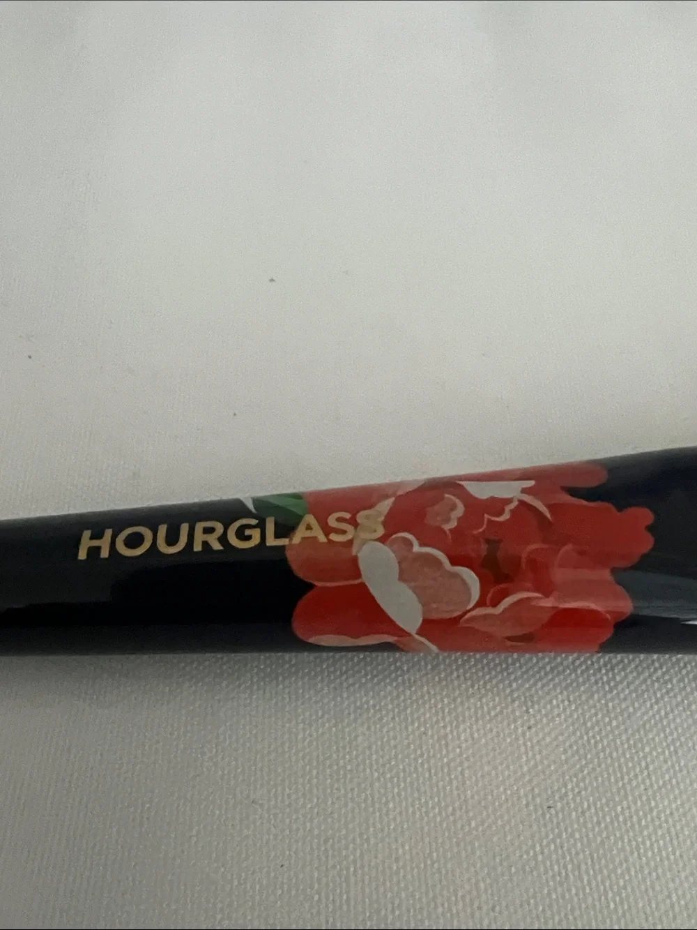 Hourglass Dual-Ended Brush Ambient Lighting Edit II - Fox